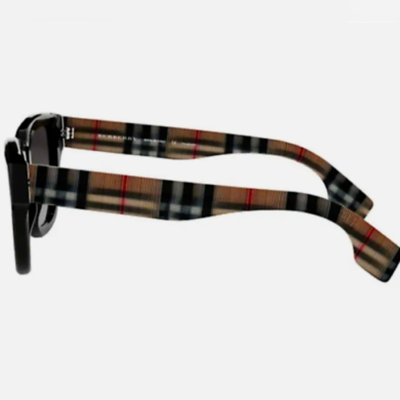 💕AUTHENTIC💕 Women's Burberry Eyewear- Polarized NWT - Picture 6 of 11